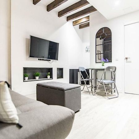 Cozy And Modern Apartment For 4 In 마드리드 외부 사진
